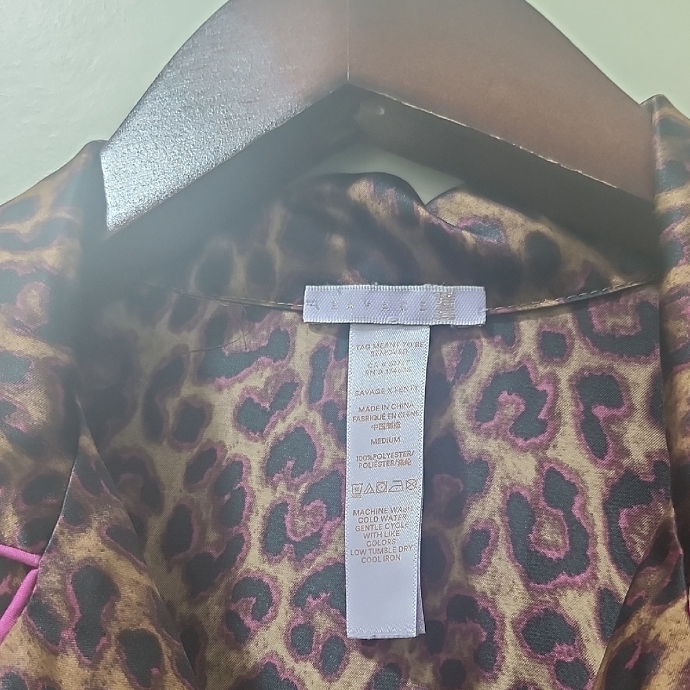 Brown and Pink Leopard Print Blazer with Velvet Texture - Picture 2 of 6